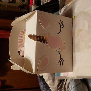 Unicorn Treat Boxes For Birthday Parties!